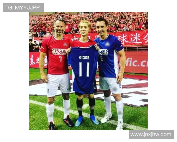 足球八大球星合影高清照片展现传奇巅峰时刻展现时代巨星风采