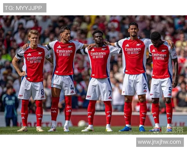阿森纳1号足球球星是谁 解析球队核心人物的历史与未来