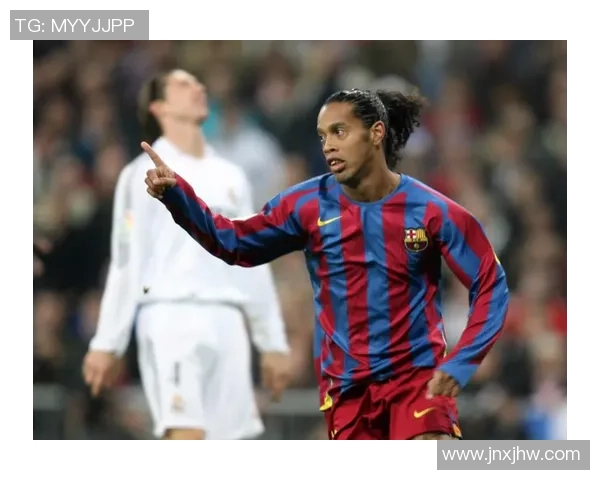 绝杀足球球星卡收藏热潮全面来袭带你感受绿茵场上的巅峰瞬间